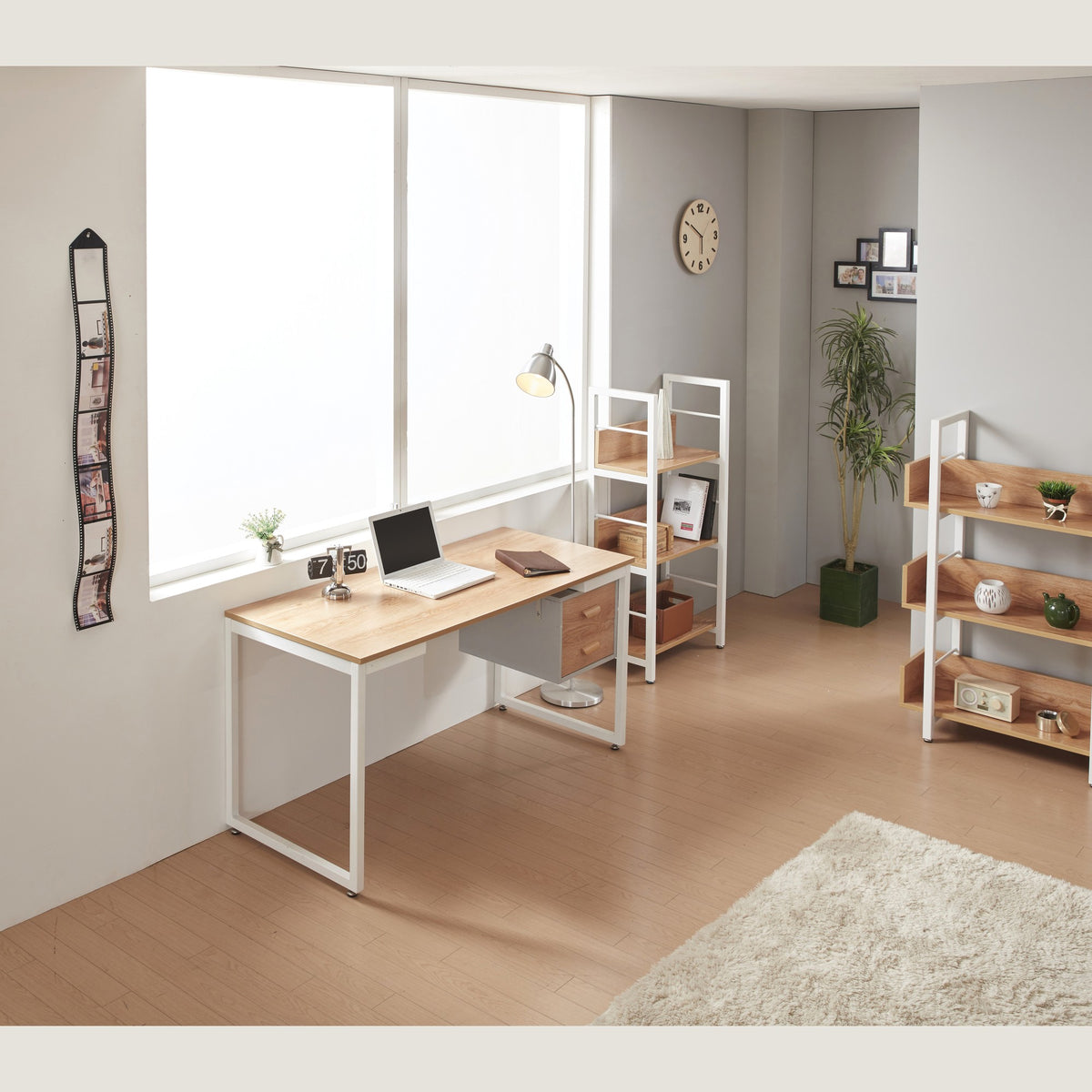 SSD-002 Desk 1400