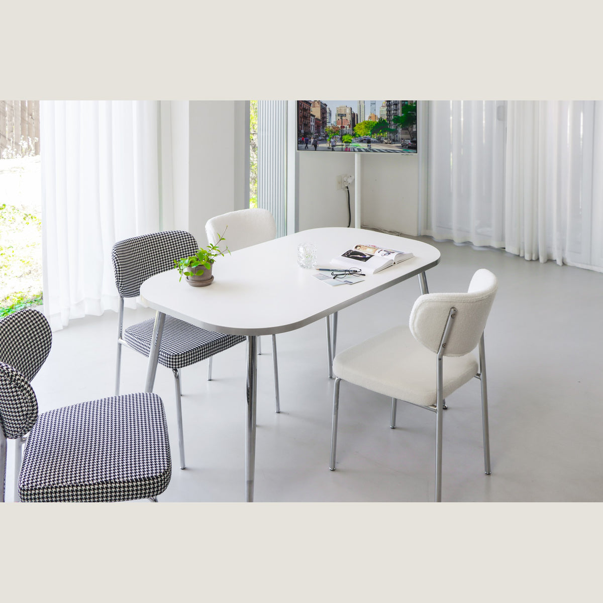 HAILEY Dining Table 1600x750 CHROME SV